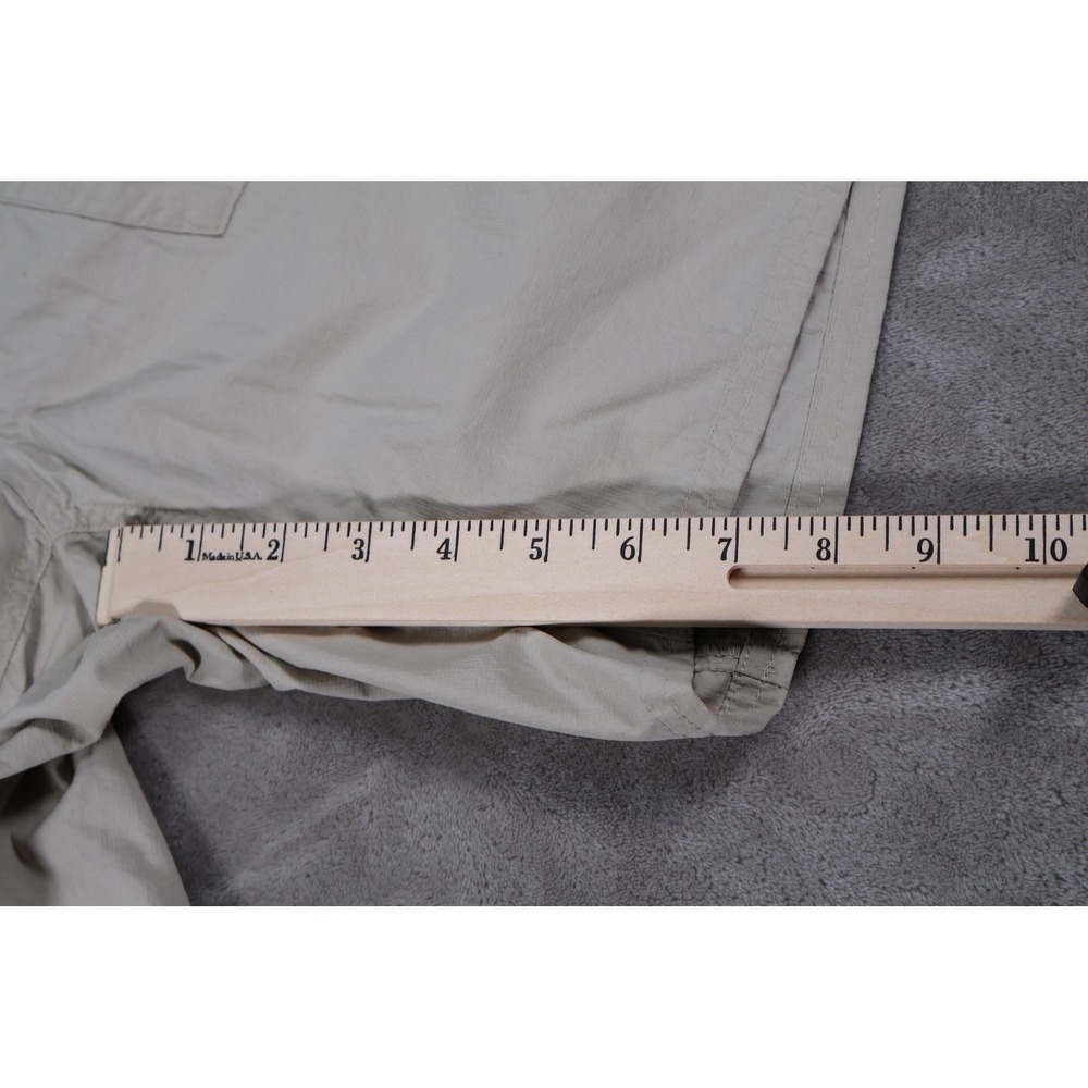 Columbia Shorts Mens 32 Beige Microfiber Cargo Relaxed Fit Elastic Waist 8in - Picture 4 of 9